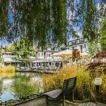 维灵格斯公园酒店 4* 坎林福特