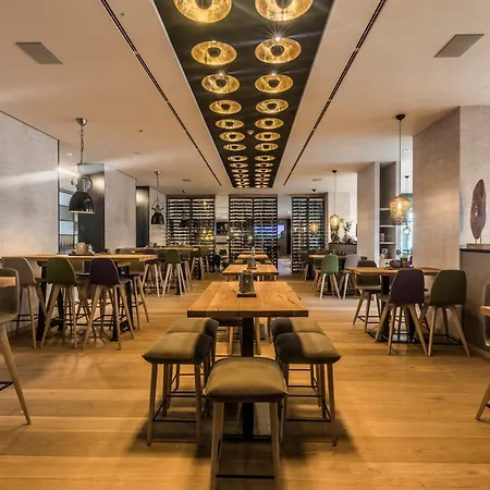 ホテル Wellings Parkhotel カンプ・リントフォルト