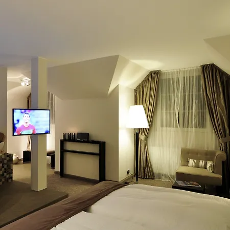 Wellings Parkhotel מלון קאמפ-לינטפורט