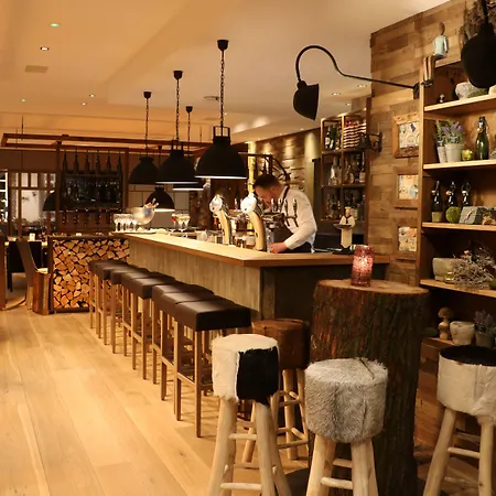 ホテル Wellings Parkhotel カンプ・リントフォルト