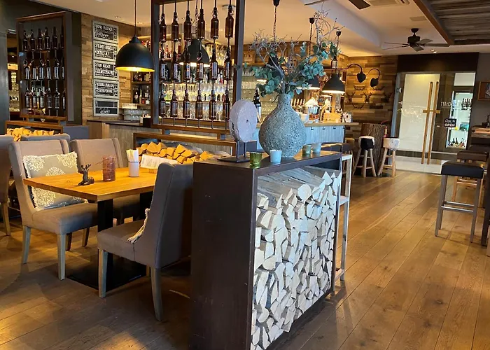 维灵格斯公园酒店 4* 坎林福特