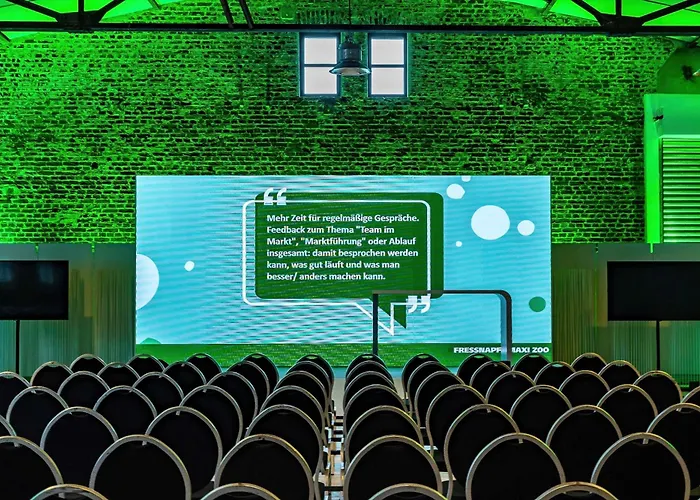 维灵格斯公园酒店 4* 坎林福特